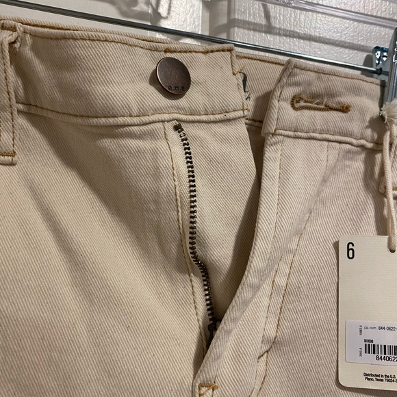 ☘️5 for $40☘️Ana Cream High Rise Straight Jeans Size 6 NWT See Photos/Descript - Picture 9 of 12